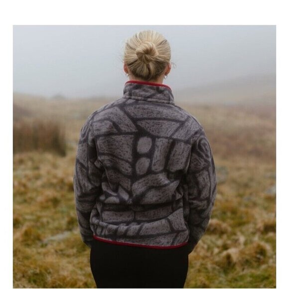 Patagonia Synchilla Pullover Fleece Gray Red Tribal Aztec Mens S Unisex Womens M - Picture 6 of 12